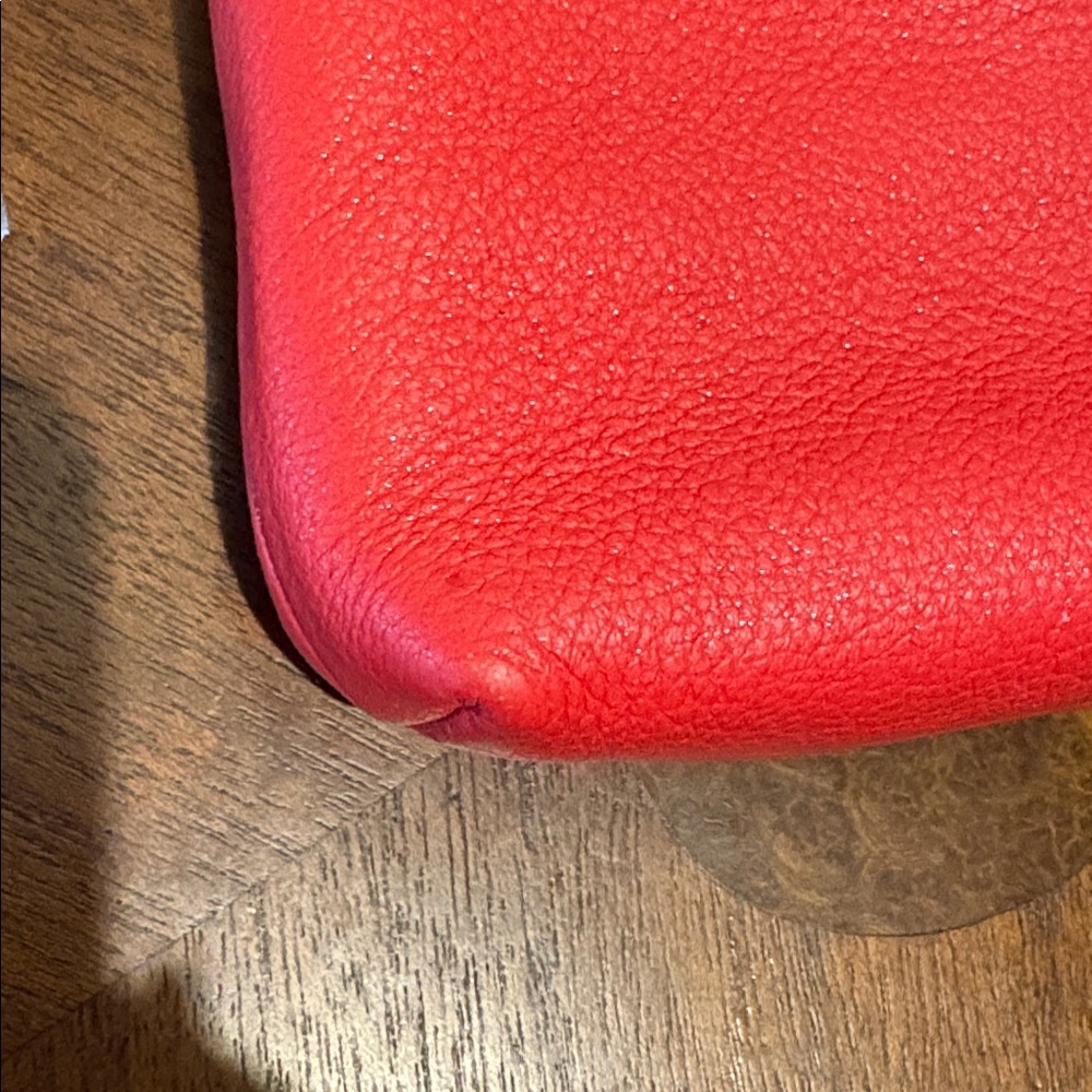 Kate Spade  Crossbody Bag  quilted leather  Red  turn lock  chain strap detail - Picture 10 of 17